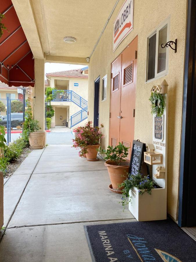 Monarch Valley Inn Marina At Monterey Bay Extérieur photo