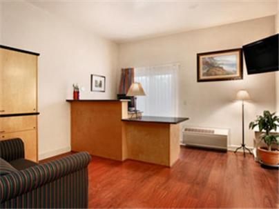 Monarch Valley Inn Marina At Monterey Bay Chambre photo